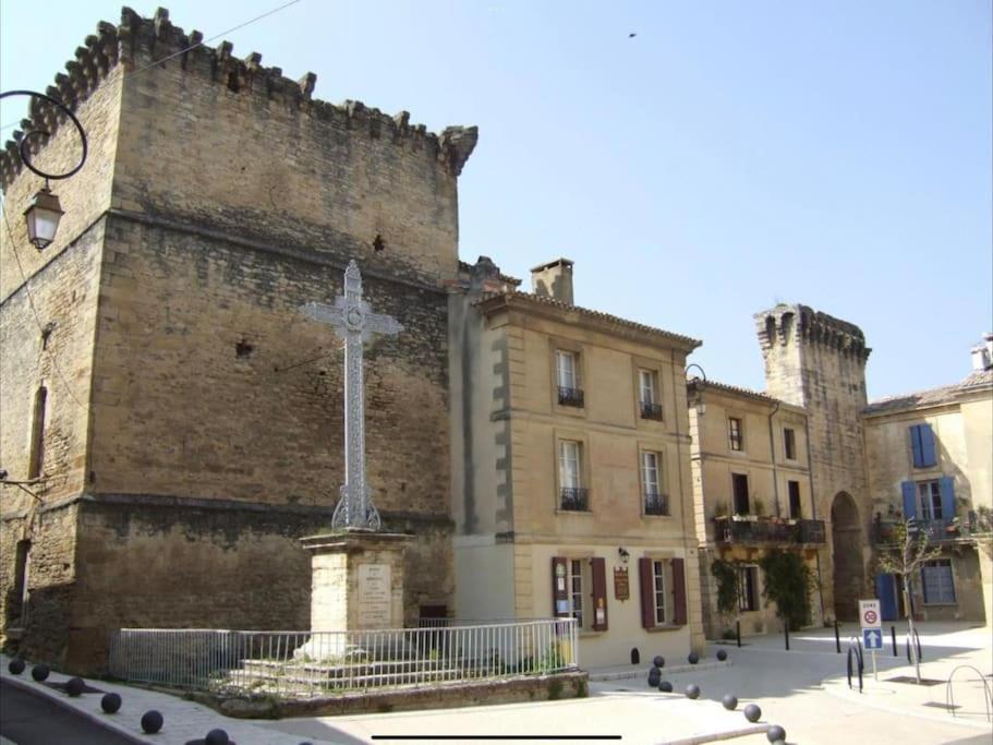 Chez Lydia - Osez La Vie De Chateau ! Pont Du Gard, Uzes ルムーラン エクステリア 写真